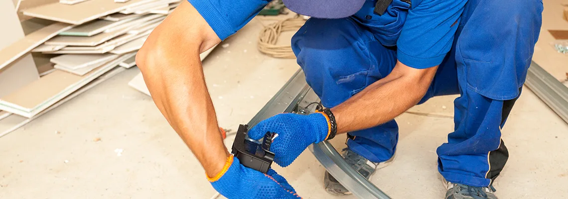 Fix Vinyl Garage Door Loud Noise in Ellenbrook, WA