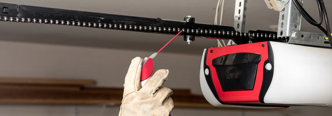 Garage Door Won't Open But Motor Runs in Kallaroo, WA